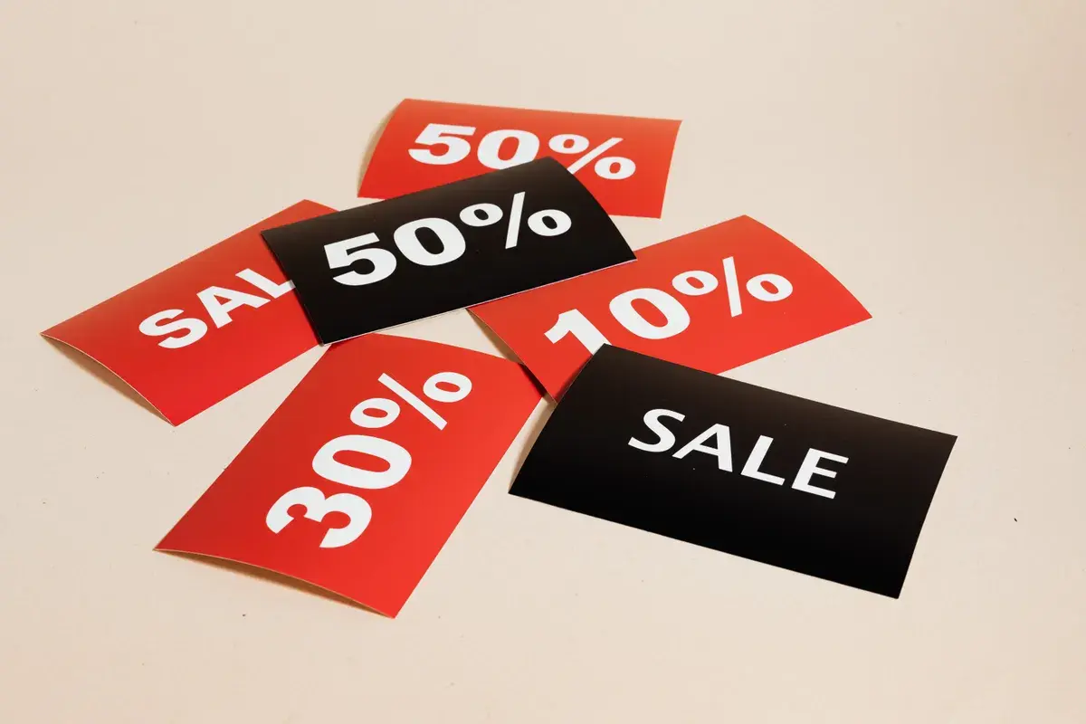 Interest rates written on a sales card