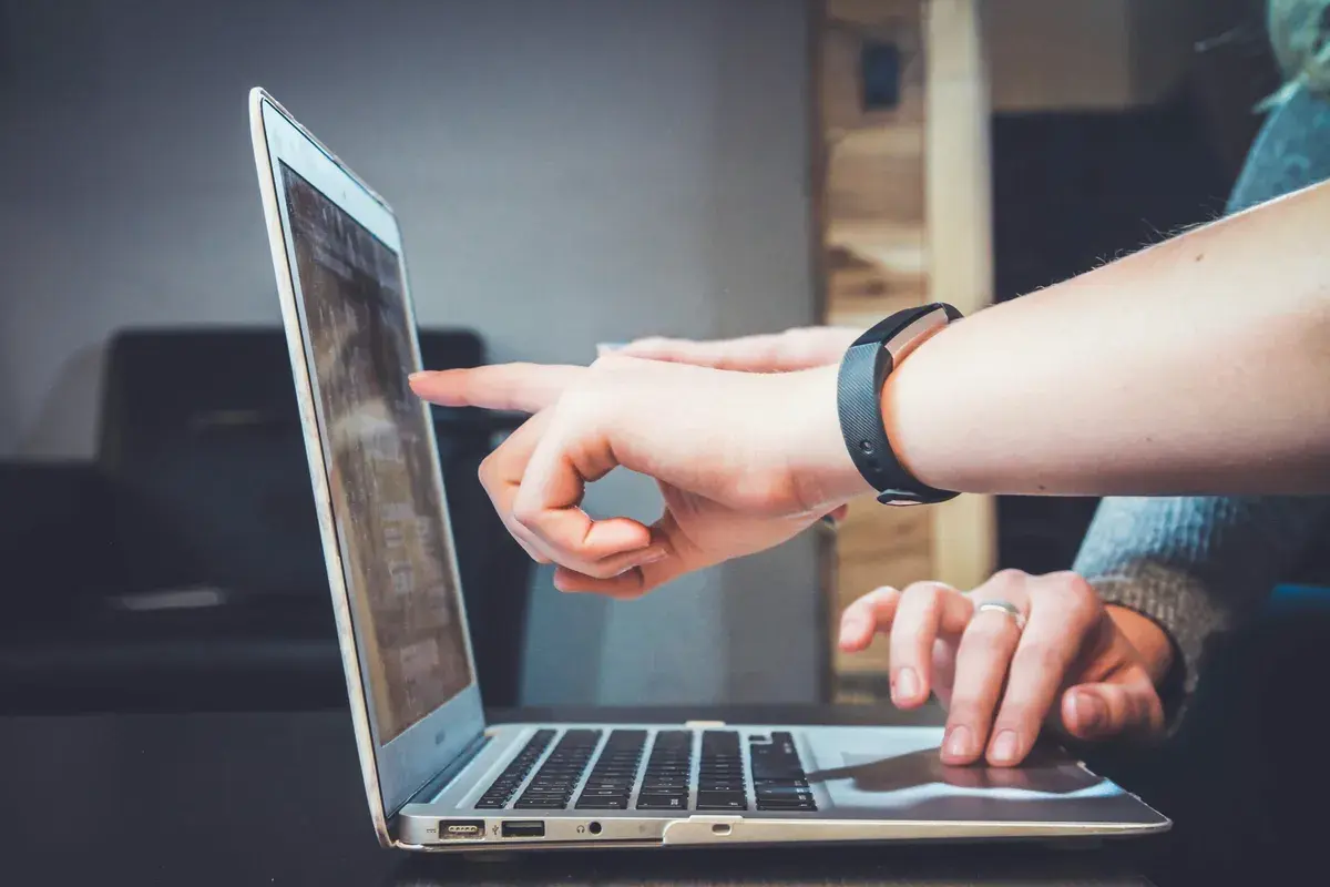 Unveiling Bias: How to Spot Fair Mortgage Brokers